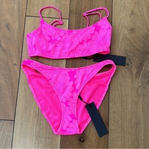 TRIANGLE MICA NORMAL PITAYA FLORAL SET + BAG NEW WITH TAGS